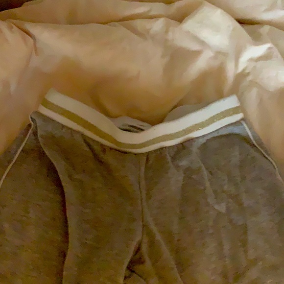 Cute - Picture 2 of 2